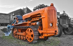 pásový traktor 